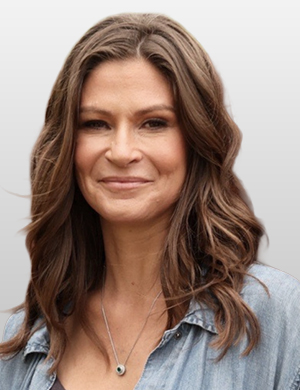 Sara Jensen, close-up